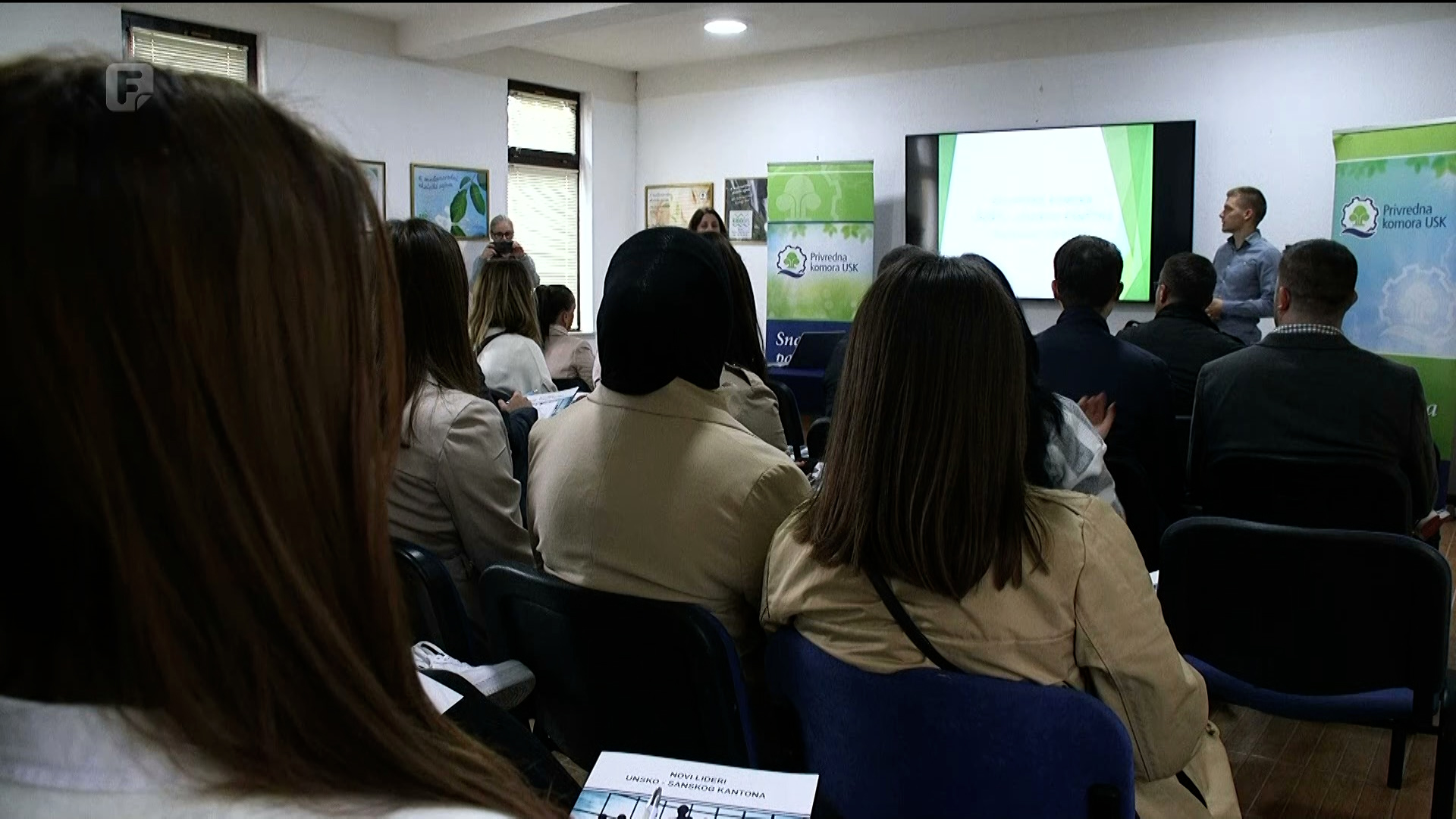 U Bihaću održana prva sesija projekta „Novi lideri Unsko-sanskog kantona“